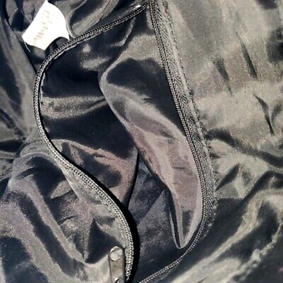 Black Fringe Crossbody Bag PRE-OWNED EXCELLENT CONDITION - Picture 6 of 10